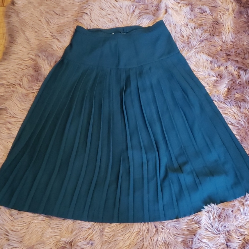 Emerald Green Vintage Pleated Skirt